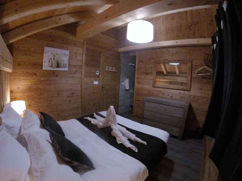 CHAMBRE 5 - CHALET PIC DE L'AIGLE HIVER - CRET DU SERROZ VALLOIRE CHAMBRE 5 - CHALET PIC DE L'AIGLE HIVER - CRET DU SERROZ VALLOIRE