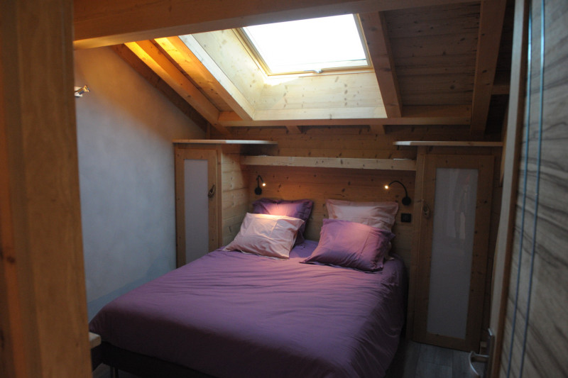 CHAMBRE - APPARTEMENT LA ROSE DES VENTS 1 GALIBIER - VALLOIRE LE SERROZ CHAMBRE - APPARTEMENT LA ROSE DES VENTS 1 GALIBIER - VALLOIRE LE SERROZ