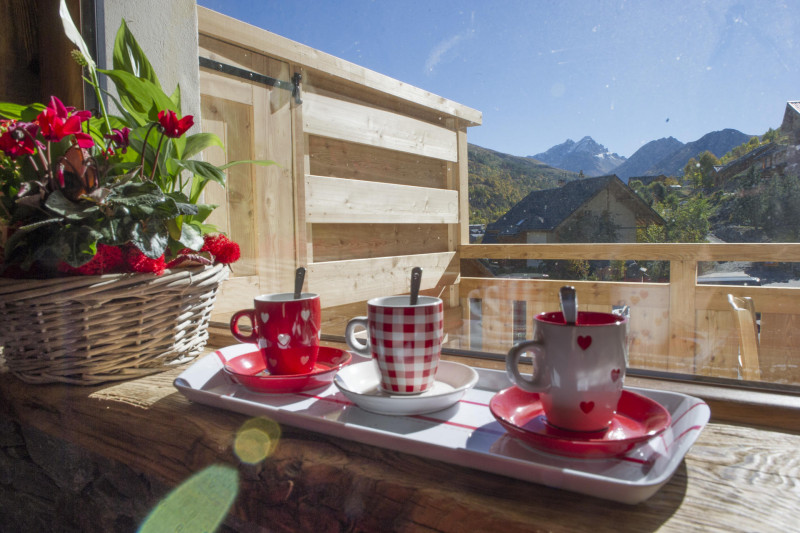 TERRASSE - APPARTEMENT LA ROSE DES VENTS 2 CRET ROND - VALLOIRE LE SERROZ TERRASSE - APPARTEMENT LA ROSE DES VENTS 2 CRET ROND - VALLOIRE LE SERROZ