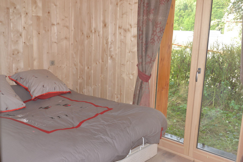 CHAMBRE 1 - CHALET LES PALINES N° 2 - VALLOIRE LES VERNEYS - VALLOIRE RESERVATIONS CHAMBRE 1 - CHALET LES PALINES N° 2 - VALLOIRE LES VERNEYS - VALLOIRE RESERVATIONS