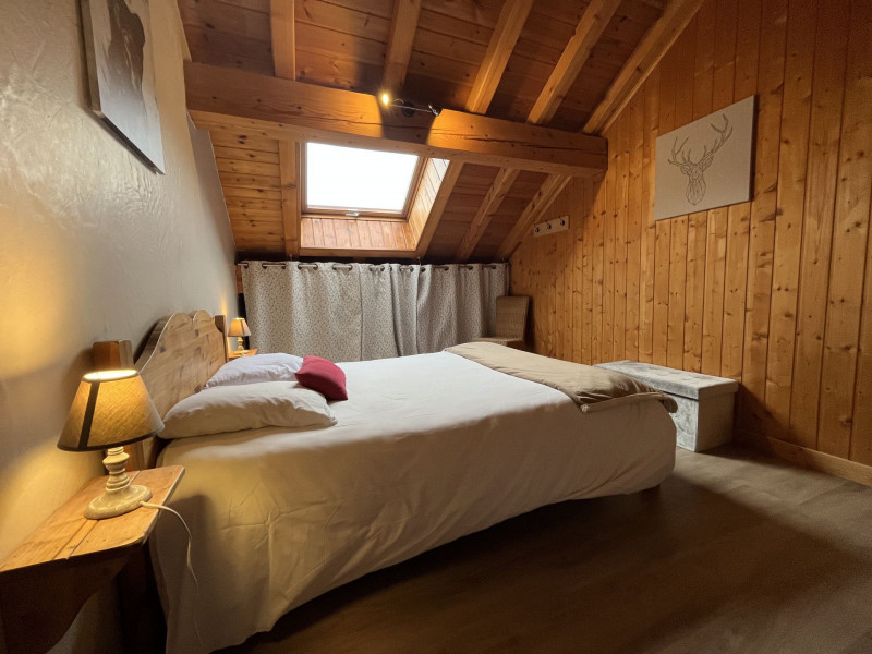 CHAMBRE - APPARTEMENT LE PARPAILLON - VALLOIRE LES VERNEYS CHAMBRE - APPARTEMENT LE PARPAILLON - VALLOIRE LES VERNEYS