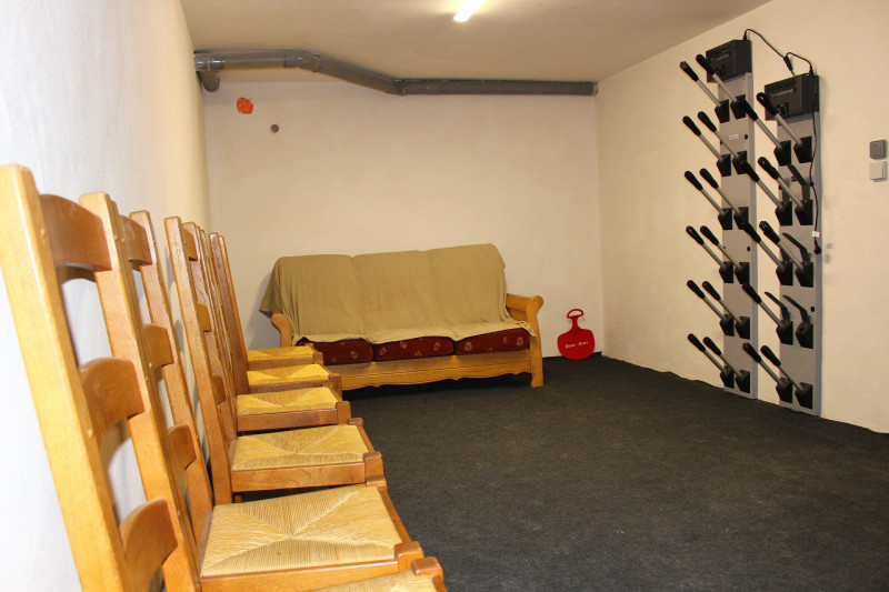 LOCAL A SKIS - APPARTEMENT LE PARPAILLON - VALLOIRE LES VERNEYS LOCAL A SKIS - APPARTEMENT LE PARPAILLON - VALLOIRE LES VERNEYS