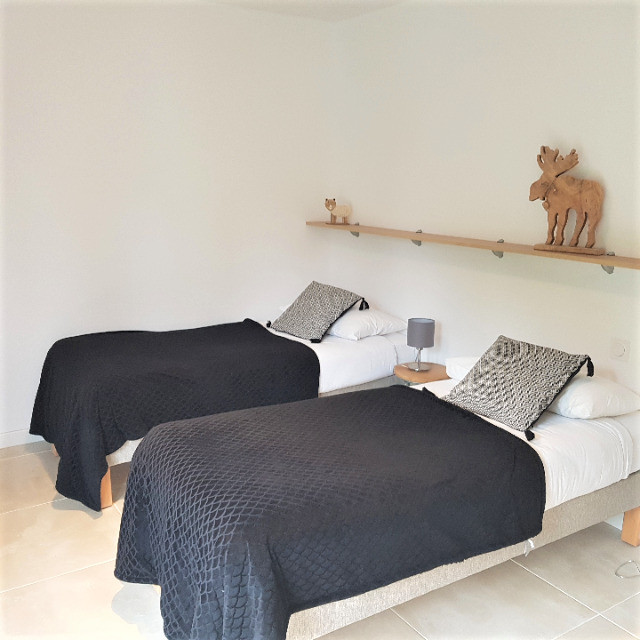 CHAMBRE  - LES BALCONS DE PIERRE POMME APPARTEMENT 1 RDC - VALLOIRE LES VERNEYS CHAMBRE  - LES BALCONS DE PIERRE POMME APPARTEMENT 1 RDC - VALLOIRE LES VERNEYS