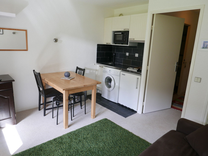 SALLE A MANGER - APPARTEMENT PLAN SOLEIL DURBEC D3 - VALLOIRE LA GRAND VY SALLE A MANGER - APPARTEMENT PLAN SOLEIL DURBEC D3 - VALLOIRE LA GRAND VY