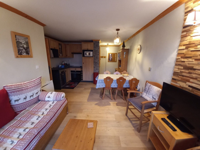 SEJOUR - APPARTEMENT PRIMEVERE 001 - LES CHARBONNIERES - VALLOIRE RESERVATIONS SEJOUR - APPARTEMENT PRIMEVERE 001 - LES CHARBONNIERES - VALLOIRE RESERVATIONS