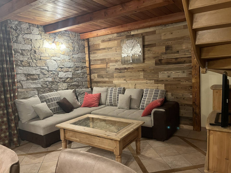 SALON  - APPARTEMENT LE PARPAILLON - VALLOIRE LES VERNEYS - VALLOIRE RESERVATIONS SALON  - APPARTEMENT LE PARPAILLON - VALLOIRE LES VERNEYS - VALLOIRE RESERVATIONS