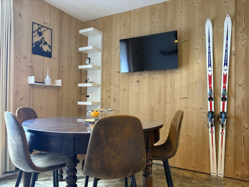 SALON- APPARTEMENT CHOSEAUX 402 - VALLOIRE CENTRE-VALLOIRE RESERVATIONS