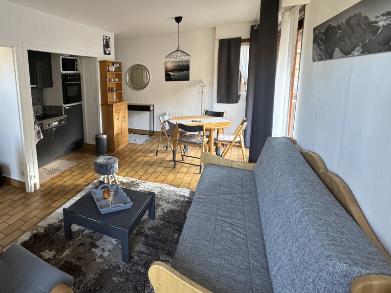 SALON - APPARTEMENT ROCHEVERT 25 - VALLOIRE CENTRE - VALLOIRE RESERVATIONS SALON - APPARTEMENT ROCHEVERT 25 - VALLOIRE CENTRE - VALLOIRE RESERVATIONS