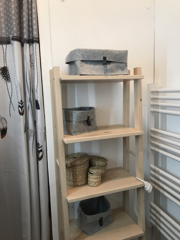 SALLE D'EAU - APPARTEMENT ROCHEVERT 25 - VALLOIRE CENTRE SALLE D'EAU - APPARTEMENT ROCHEVERT 25 - VALLOIRE CENTRE