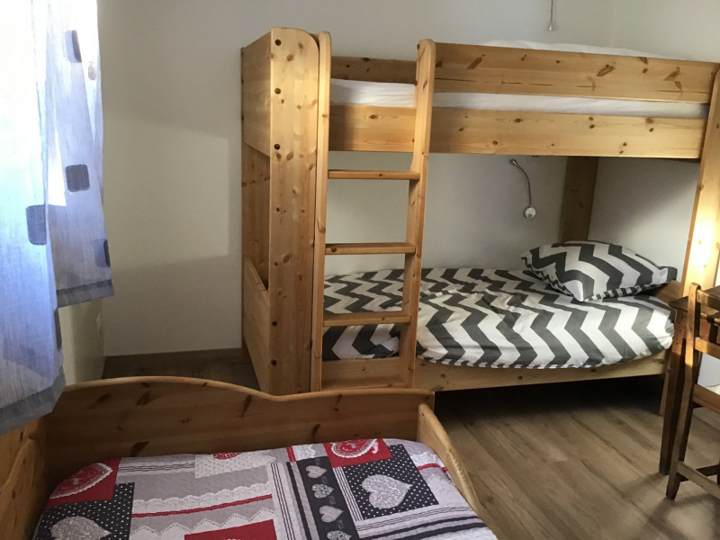 CHAMBRE - CHEZ MAXIME - VALLOIRE L'ARCHAZ CHAMBRE - CHEZ MAXIME - VALLOIRE L'ARCHAZ