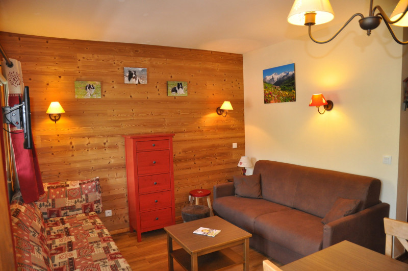 SALON - LES CHALETS VALORIA APPARTEMENT BAUXIT22 - VALLOIRE LES CHARBONNIERES - VALLOIRE RESERVATIONS SALON - LES CHALETS VALORIA APPARTEMENT BAUXIT22 - VALLOIRE LES CHARBONNIERES - VALLOIRE RESERVATIONS