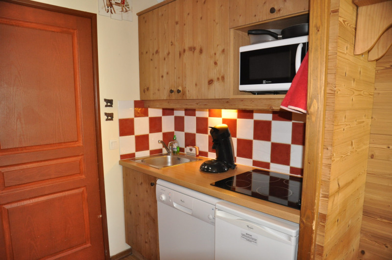 CUISINE- LES CHALETS VALORIA APPARTEMENT BAUXIT22 - VALLOIRE LES CHARBONNIERES CUISINE- LES CHALETS VALORIA APPARTEMENT BAUXIT22 - VALLOIRE LES CHARBONNIERES