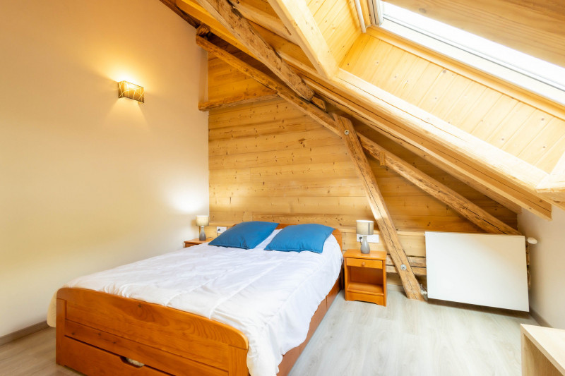 CHAMBRE 1 - APPARTEMENT LES LIGNIERES  - VALLOIRE CENTRE 