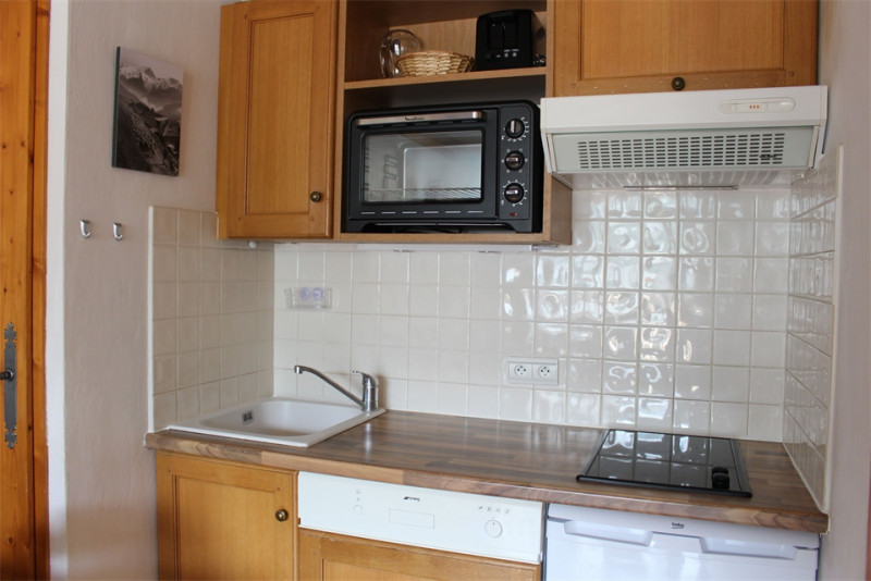 CUISINE - APPARTEMENT CHALETS DE LA VALLEE D'OR EDELWEISS 102 - LES CHARBONNIERES VALLOIRE CUISINE - APPARTEMENT CHALETS DE LA VALLEE D'OR EDELWEISS 102 - LES CHARBONNIERES VALLOIRE