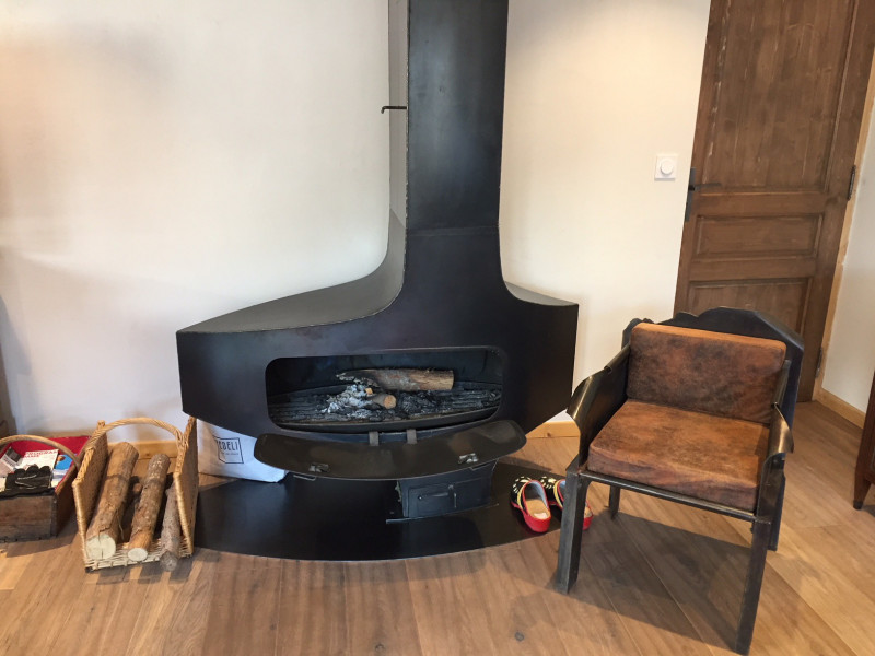 COIN CHEMINEE- APPARTEMENT LES CERCES - VALLOIRE CENTRE COIN CHEMINEE- APPARTEMENT LES CERCES - VALLOIRE CENTRE