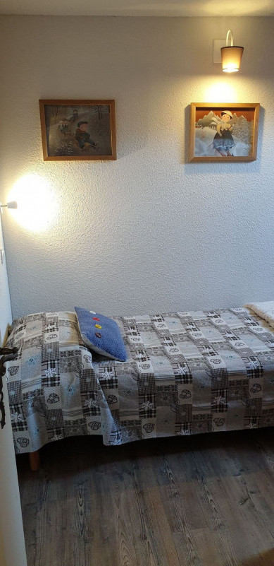 CHAMBRE - APPARTEMENT ROCHES FLEURIES B5 - VALLOIRE CENTRE CHAMBRE - APPARTEMENT ROCHES FLEURIES B5 - VALLOIRE CENTRE