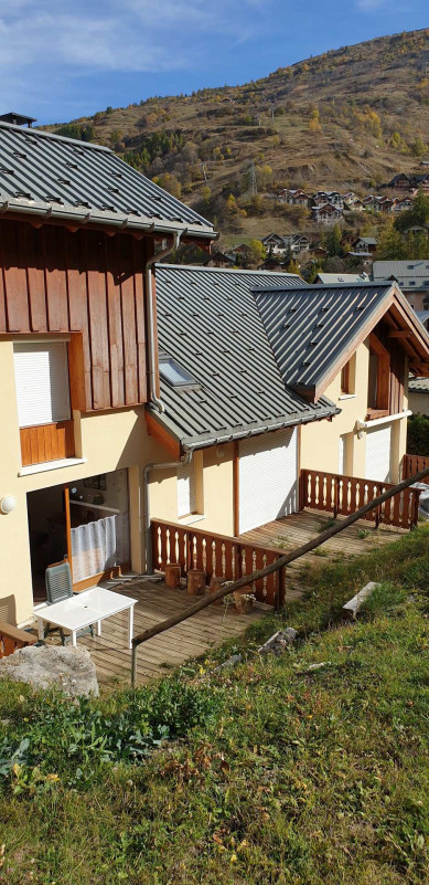 VUE COTE PISTE - APPARTEMENT ROCHES FLEURIES B5 - VALLOIRE CENTRE VUE COTE PISTE - APPARTEMENT ROCHES FLEURIES B5 - VALLOIRE CENTRE