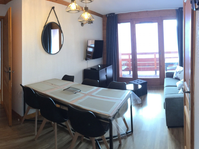 SALON - APPARTEMENT CHALETS DE LA VALLEE D'OR ASTER 204 - CHARBONNIERES - VALLOIRE RESERVATIONS SALON - APPARTEMENT CHALETS DE LA VALLEE D'OR ASTER 204 - CHARBONNIERES - VALLOIRE RESERVATIONS