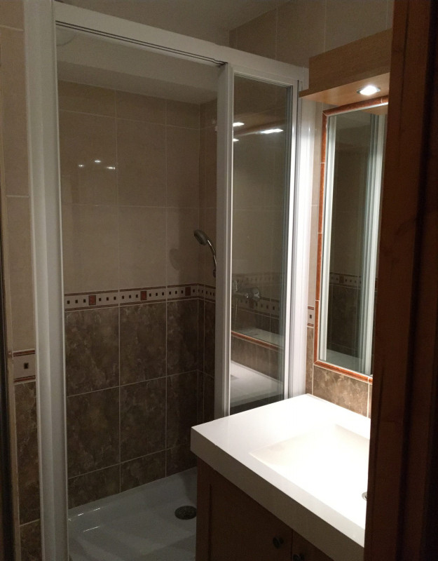DOUCHE - APPARTEMENT CHALETS DE LA VALLEE D'OR ASTER 204 - CHARBONNIERES VALLOIRE DOUCHE - APPARTEMENT CHALETS DE LA VALLEE D'OR ASTER 204 - CHARBONNIERES VALLOIRE