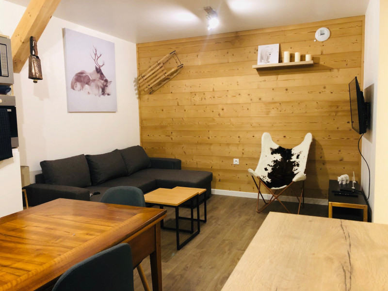 SALON- APPARTEMENT CHALET L'ALTA - VALLOIRE LE CRET DU SERROZ - VALLOIRE RESERVATIONS  SALON- APPARTEMENT CHALET L'ALTA - VALLOIRE LE CRET DU SERROZ - VALLOIRE RESERVATIONS