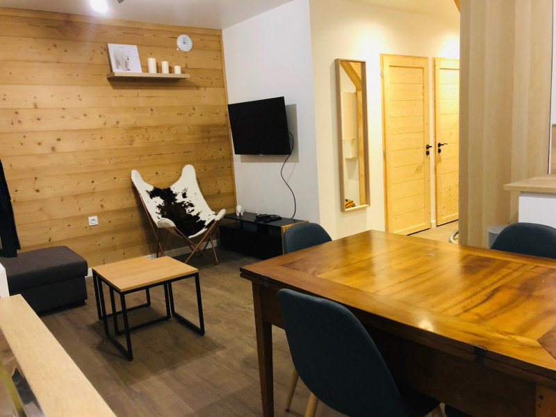 SALON- APPARTEMENT CHALET L'ALTA - VALLOIRE LE CRET DU SERROZ - VALLOIRE RESERVATIONS SALON- APPARTEMENT CHALET L'ALTA - VALLOIRE LE CRET DU SERROZ - VALLOIRE RESERVATIONS