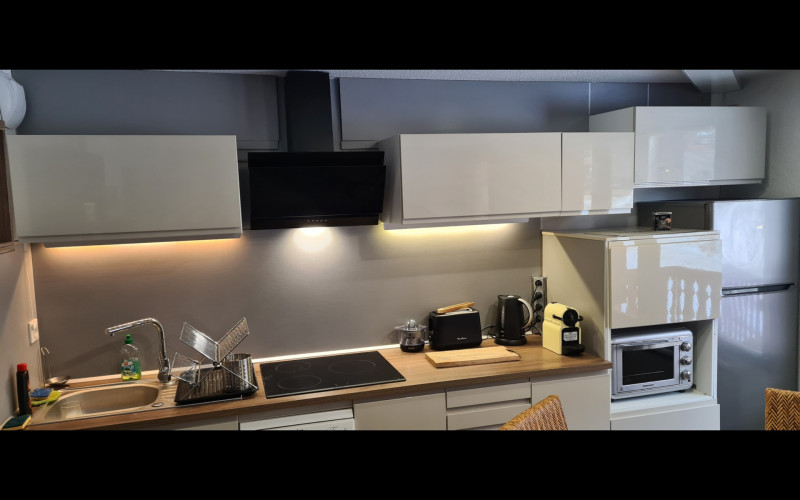 CUISINE - APPARTEMENT ROCHECHATEAU 17 - VALLOIRE CENTRE CUISINE - APPARTEMENT ROCHECHATEAU 17 - VALLOIRE CENTRE