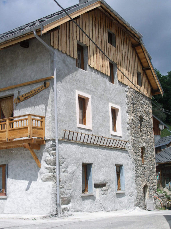 CHALET - APPARTEMENT ABRIGRANGE - VALLOIRE LA RUAZ CHALET - APPARTEMENT ABRIGRANGE - VALLOIRE LA RUAZ