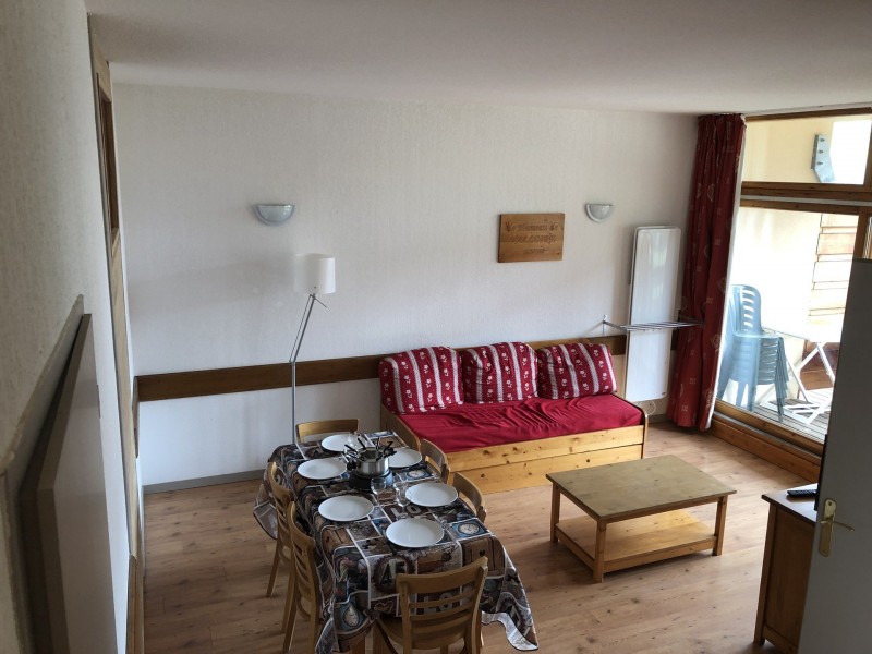 SALON - HAMEAU DE VALLOIRE APPARTEMENT 116 - VALLOIRE LES CHOSEAUX - VALLOIRE RESERVATIONS SALON - HAMEAU DE VALLOIRE APPARTEMENT 116 - VALLOIRE LES CHOSEAUX - VALLOIRE RESERVATIONS