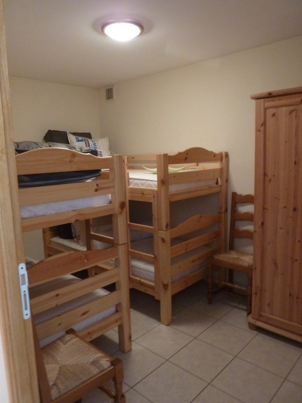 _lv_images__lot_0090070585_11_18532726