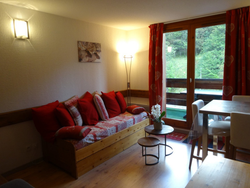 SALON - HAMEAU DE VALLOIRE APPARTEMENT 506 - VALLOIRE LES CHOSEAUX - VALLOIRE RESERVATIONS SALON - HAMEAU DE VALLOIRE APPARTEMENT 506 - VALLOIRE LES CHOSEAUX - VALLOIRE RESERVATIONS