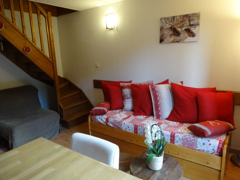 SALON - HAMEAU DE VALLOIRE APPARTEMENT 506 - VALLOIRE LES CHOSEAUX - VALLOIRE RESERVATIONS SALON - HAMEAU DE VALLOIRE APPARTEMENT 506 - VALLOIRE LES CHOSEAUX - VALLOIRE RESERVATIONS