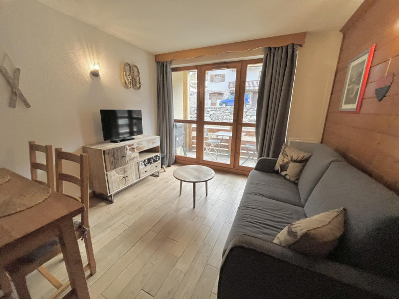 SALON - APPARTEMENT G11 CHALETS DU GALIBIER 1 - VALLOIRE MOULIN BENJAMIN - VALLOIRE RESERVATIONS