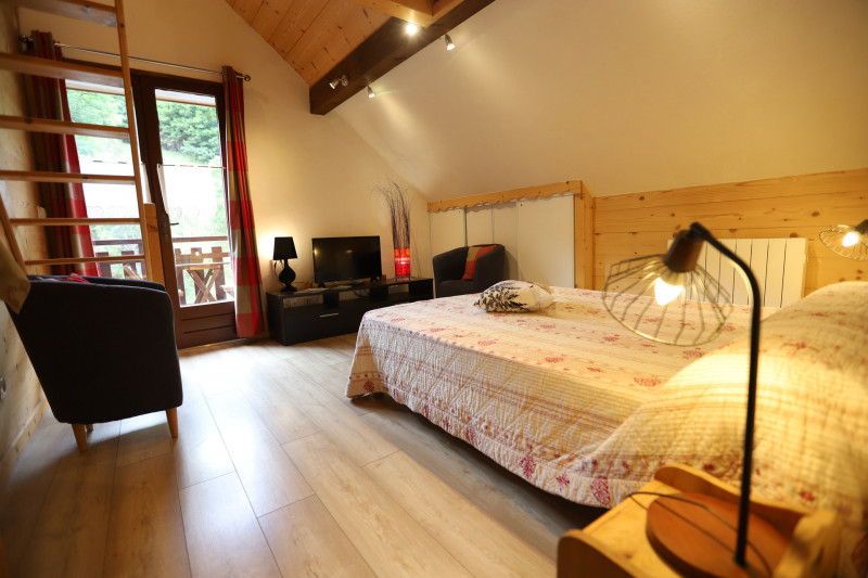 SEJOUR/SALON - STUDIO LES SELLETTES 6 - VALLOIRE CENTRE SEJOUR/SALON - STUDIO LES SELLETTES 6 - VALLOIRE CENTRE