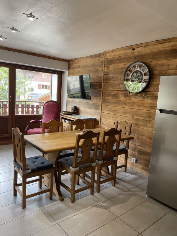 SALON - APPARTEMENT RESIDENCE GALIBIER 15 - VALLOIRE CENTRE - VALLOIRE RESERVATIONS SALON - APPARTEMENT RESIDENCE GALIBIER 15 - VALLOIRE CENTRE - VALLOIRE RESERVATIONS