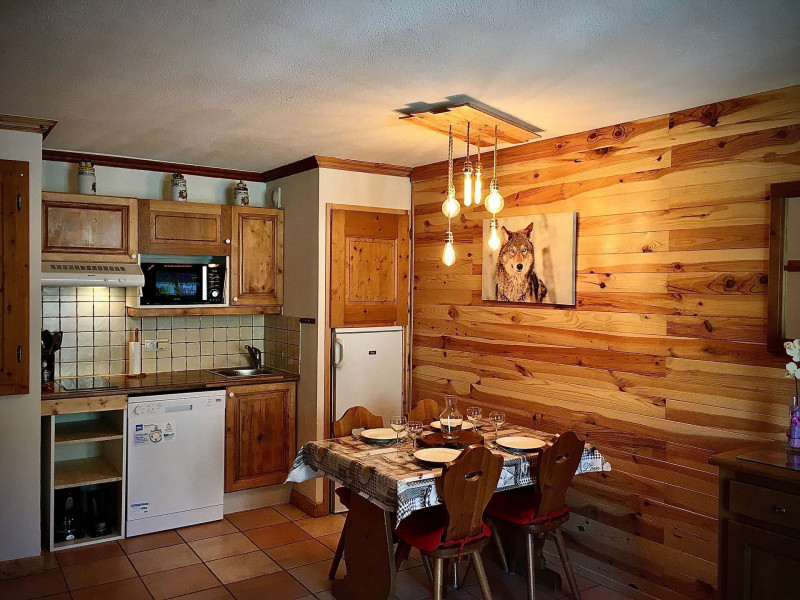 CUISINE - APPARTEMENT GENTIANE 204 - LES CHARBONNIERES CUISINE - APPARTEMENT GENTIANE 204 - LES CHARBONNIERES