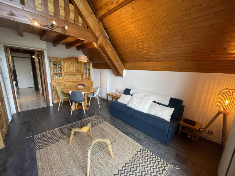 SALON - APPARTEMENT BALCONS DE VALLOIRE B3 - VALLOIRE L'ARCHAZ - VALLOIRE RESERVATIONS SALON - APPARTEMENT BALCONS DE VALLOIRE B3 - VALLOIRE L'ARCHAZ - VALLOIRE RESERVATIONS