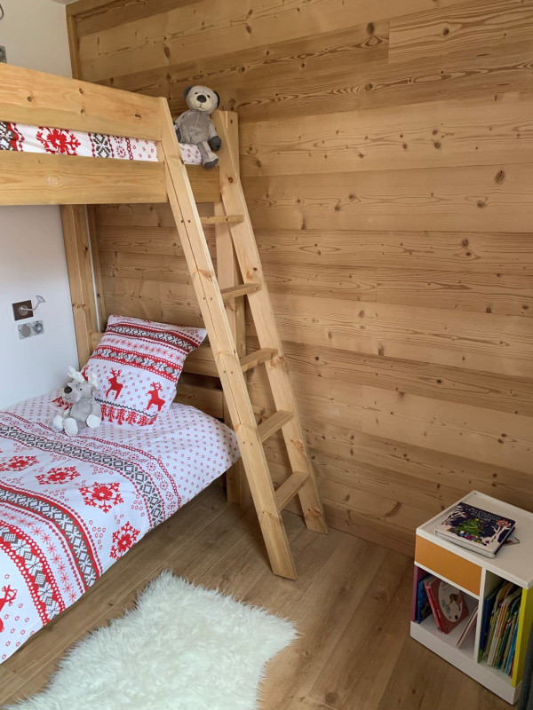 CHAMBRE - CHALET COMO BRUNATE - VALLOIRE CENTRE CHAMBRE - CHALET COMO BRUNATE - VALLOIRE CENTRE