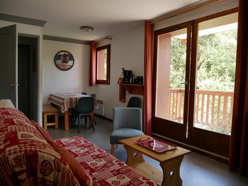SALON - APPARTEMENT LES VALMONTS DAPHNEE 21 - LES CHARBONNIERES VALLOIRE SALON - APPARTEMENT LES VALMONTS DAPHNEE 21 - LES CHARBONNIERES VALLOIRE