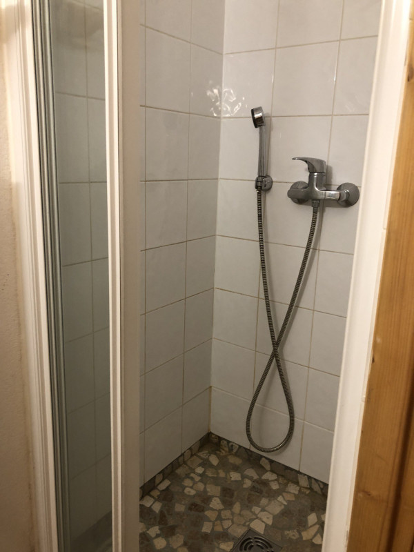 SALLE D'EAU - APPARTEMENT LA CLAREE C15 - LES PLANS VALLOIRE SALLE D'EAU - APPARTEMENT LA CLAREE C15 - LES PLANS VALLOIRE