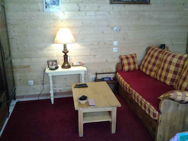 SALON - APPARTEMENT VAL D'AUREA A3E - VALLOIRE CENTRE - VALLOIRE RESERVATIONS SALON - APPARTEMENT VAL D'AUREA A3E - VALLOIRE CENTRE - VALLOIRE RESERVATIONS