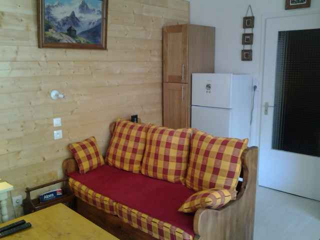 SALON - APPARTEMENT VAL D'AUREA A3E - VALLOIRE CENTRE - VALLOIRE RESERVATIONS SALON - APPARTEMENT VAL D'AUREA A3E - VALLOIRE CENTRE - VALLOIRE RESERVATIONS
