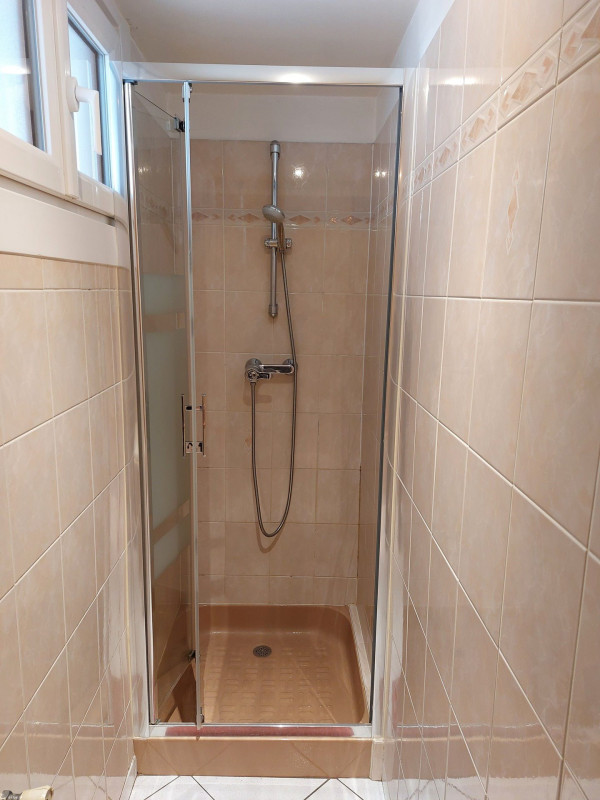 SALLE D'EAU - APPARTEMENT MAGNIN SPORTS 2 - VALLOIRE CENTRE SALLE D'EAU - APPARTEMENT MAGNIN SPORTS 2 - VALLOIRE CENTRE