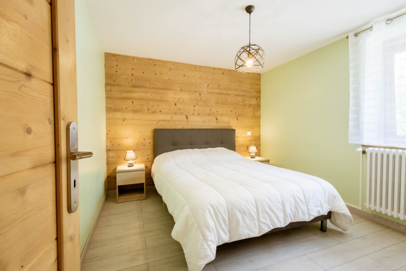 CHAMBRE 1 - APPARTEMENT LES LIGNIERES 1 -VALLOIRE CENTRE 