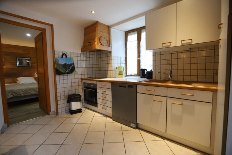 CUISINE -  APPARTEMENT MAGNIN 8 - VALLOIRE CENTRE