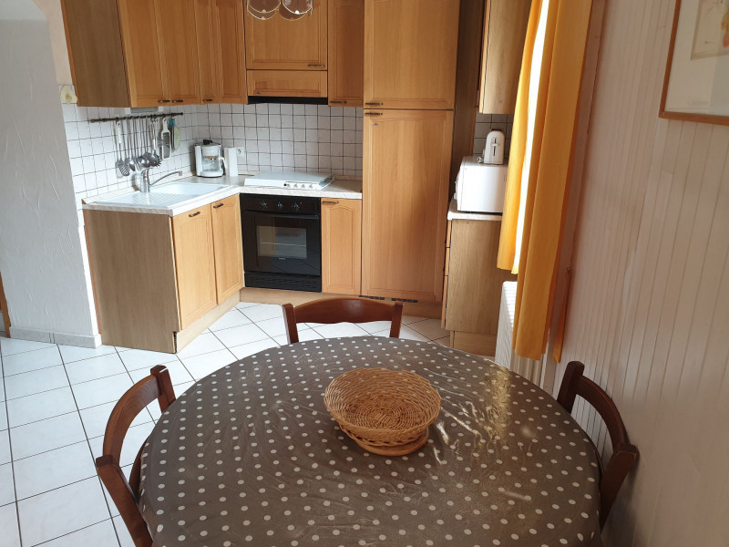 SALON - APPARTEMENT MAGNIN 6 - VALLOIRE CENTRE SALON - APPARTEMENT MAGNIN 6 - VALLOIRE CENTRE