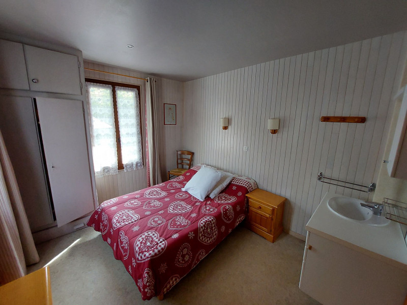 CHAMBRE - APPARTEMENT MAGNIN 6 - VALLOIRE CENTRE CHAMBRE - APPARTEMENT MAGNIN 6 - VALLOIRE CENTRE