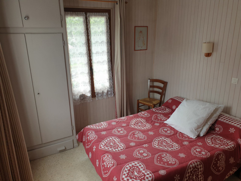 CHAMBRE - APPARTEMENT MAGNIN 6 - VALLOIRE CENTRE CHAMBRE - APPARTEMENT MAGNIN 6 - VALLOIRE CENTRE