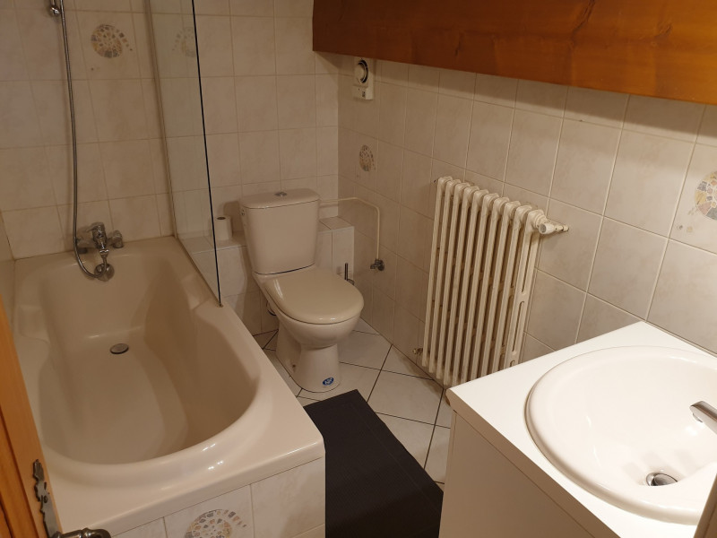 SALLE DE BAIN - APPARTEMENT MAGNIN 7 - VALLOIRE CENTRE SALLE DE BAIN - APPARTEMENT MAGNIN 7 - VALLOIRE CENTRE