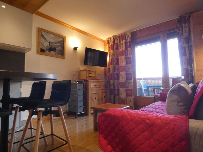 SALON - APPARTEMENT DRYADES 005 HAMEAU DE LA VALLEE D'OR - VALLOIRE LES CHARBONNIERES SALON - APPARTEMENT DRYADES 005 HAMEAU DE LA VALLEE D'OR - VALLOIRE LES CHARBONNIERES