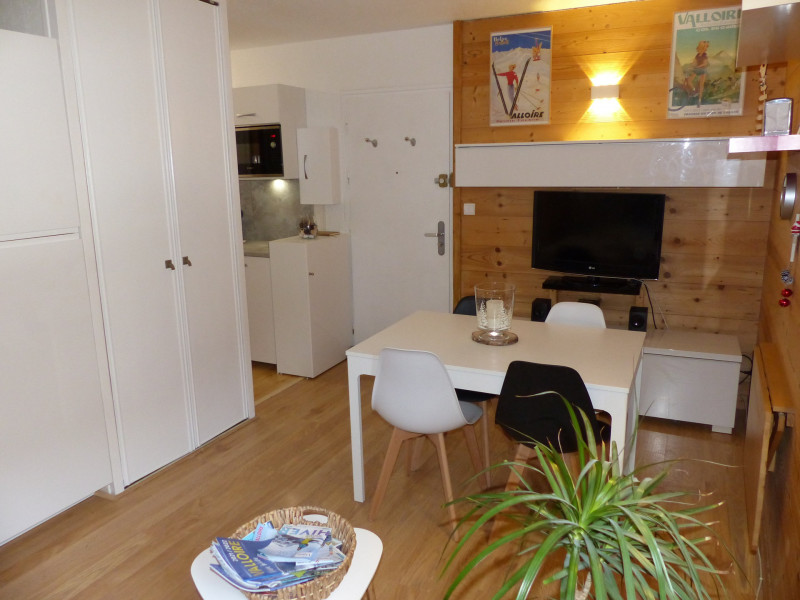 SALON 4 - SEJOUR - APPARTEMENT CREY DU QUART N° 88 - VALLOIRE CENTRE SALON 4 - SEJOUR - APPARTEMENT CREY DU QUART N° 88 - VALLOIRE CENTRE